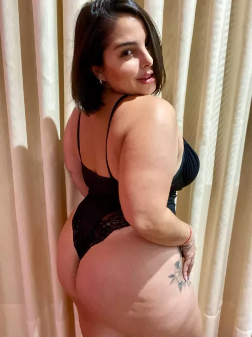 Natural beauty creates a busty MILF. by Dangerous-Charg