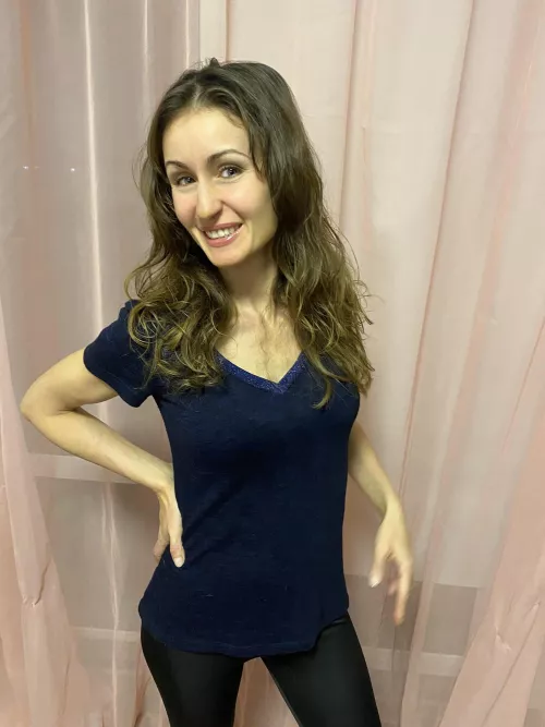 Nobody asked me out for a long time, she’s probably not that good anymore by Viki_soul