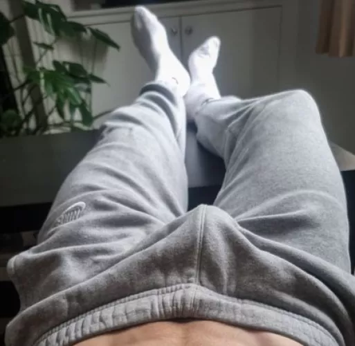 So lazy on Sunday... by theshylucas