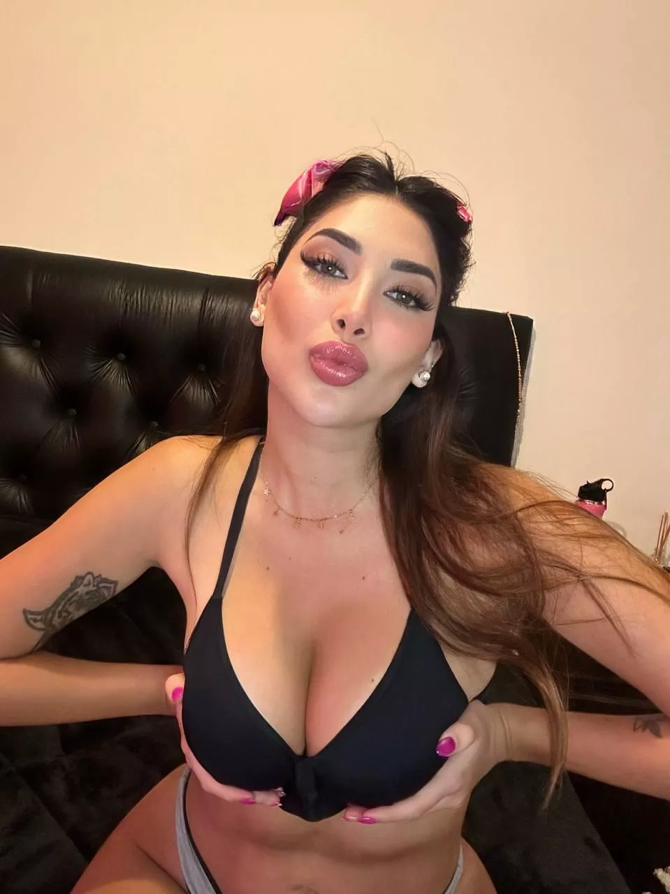 Tell me one thing about my tits posted by ElSibasYT