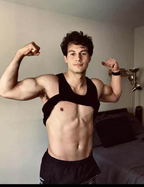 Who wants to workout with me by MarsupialDiligent585