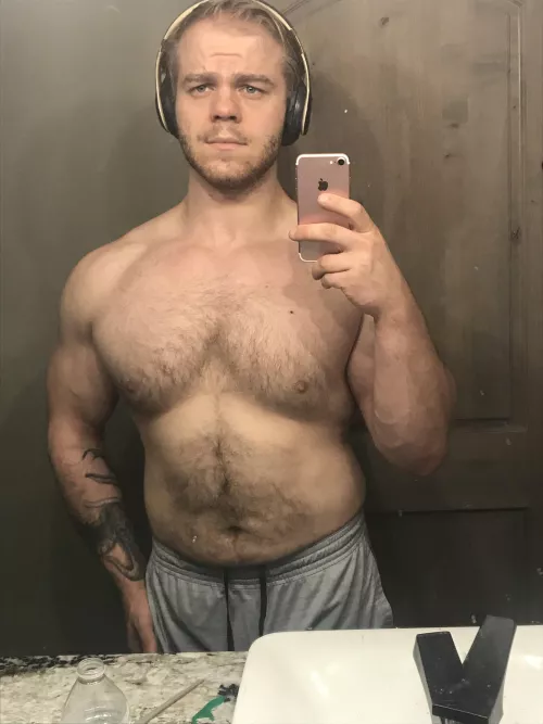 Am I too large? I feel too big by PersonalTeacher5643