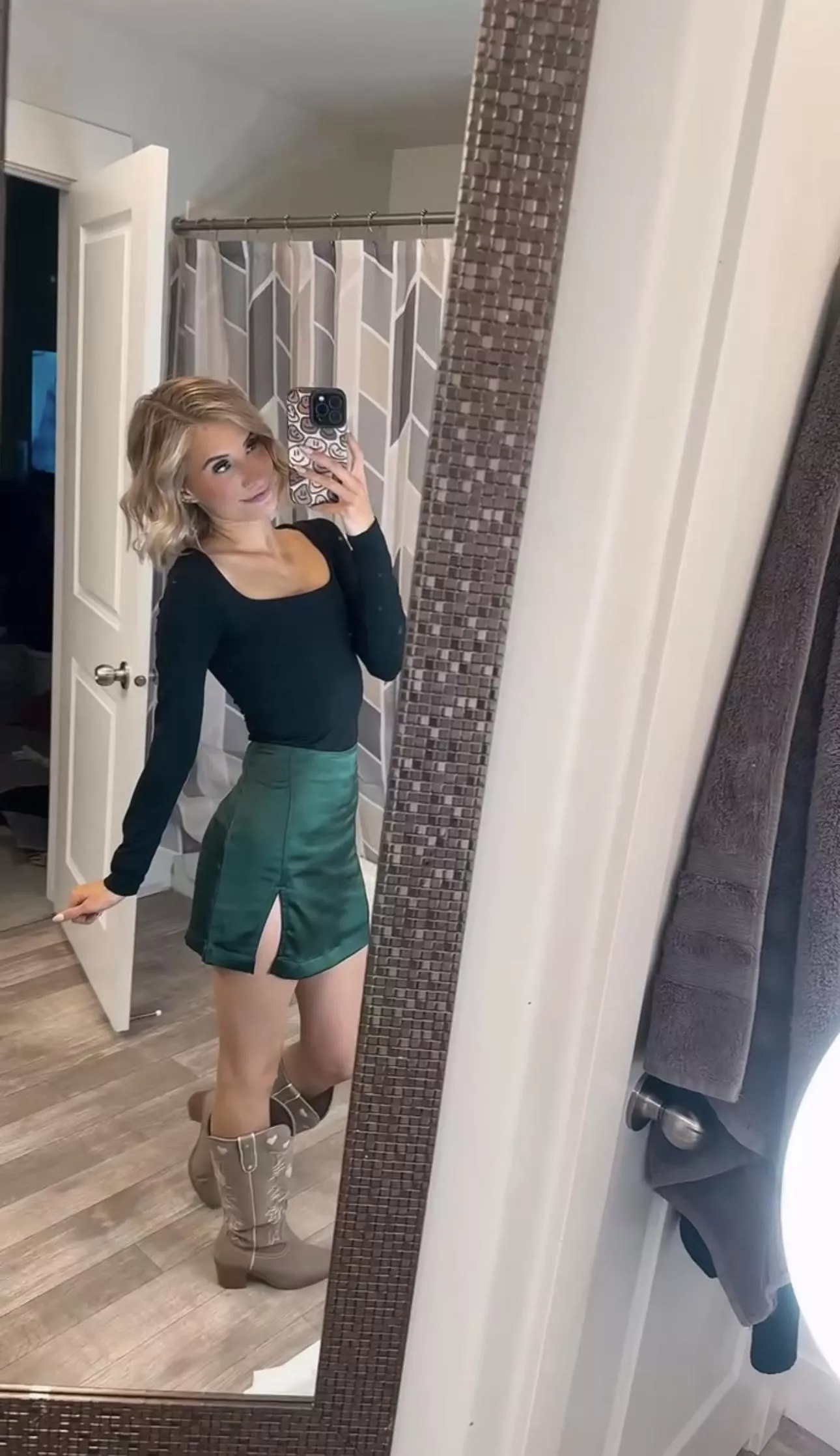 Do you find me sexy posted by aria_adams