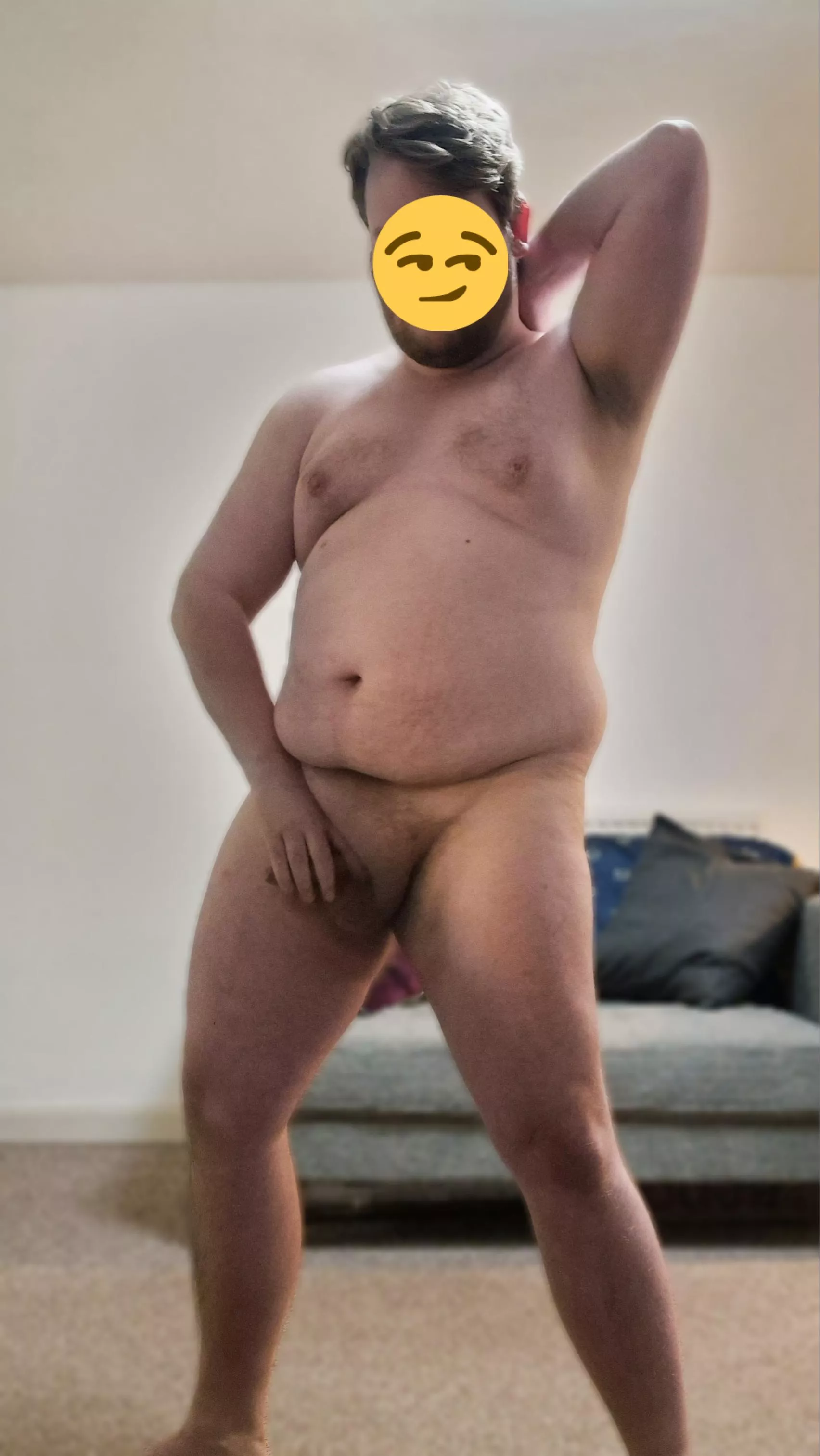 Don't have much body confidence but here's me (M28) posted by fendersdesmythe