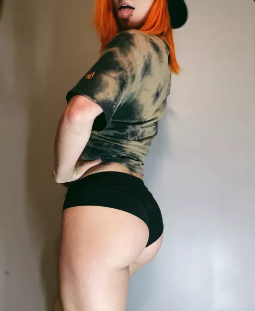 Gigi Dolin by lordOVnazgul