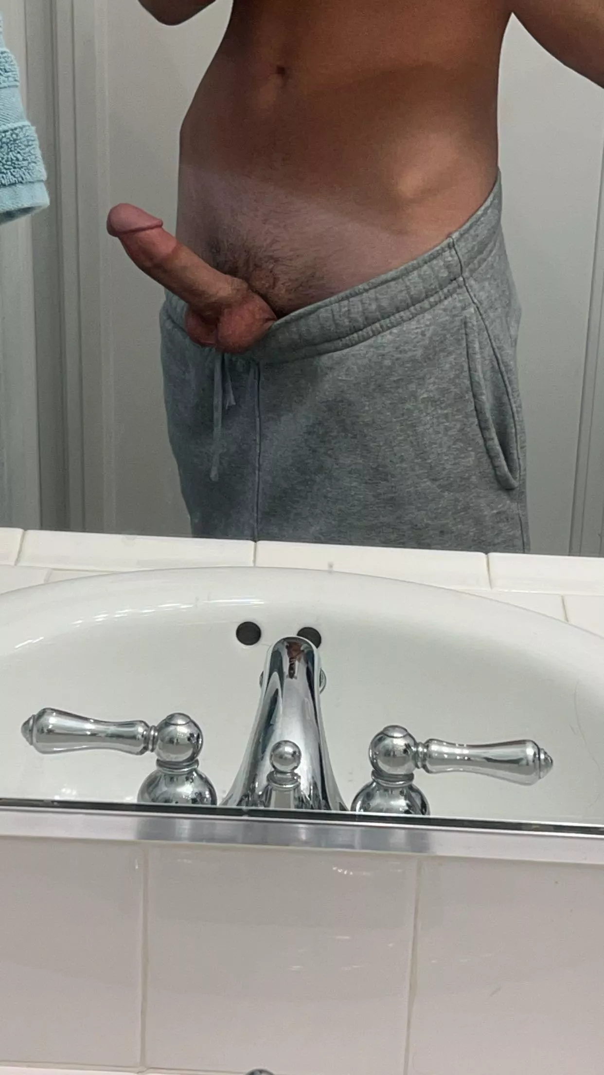 HMU if you have a big cock and I’ll give my snap posted by No_Tomorrow1886