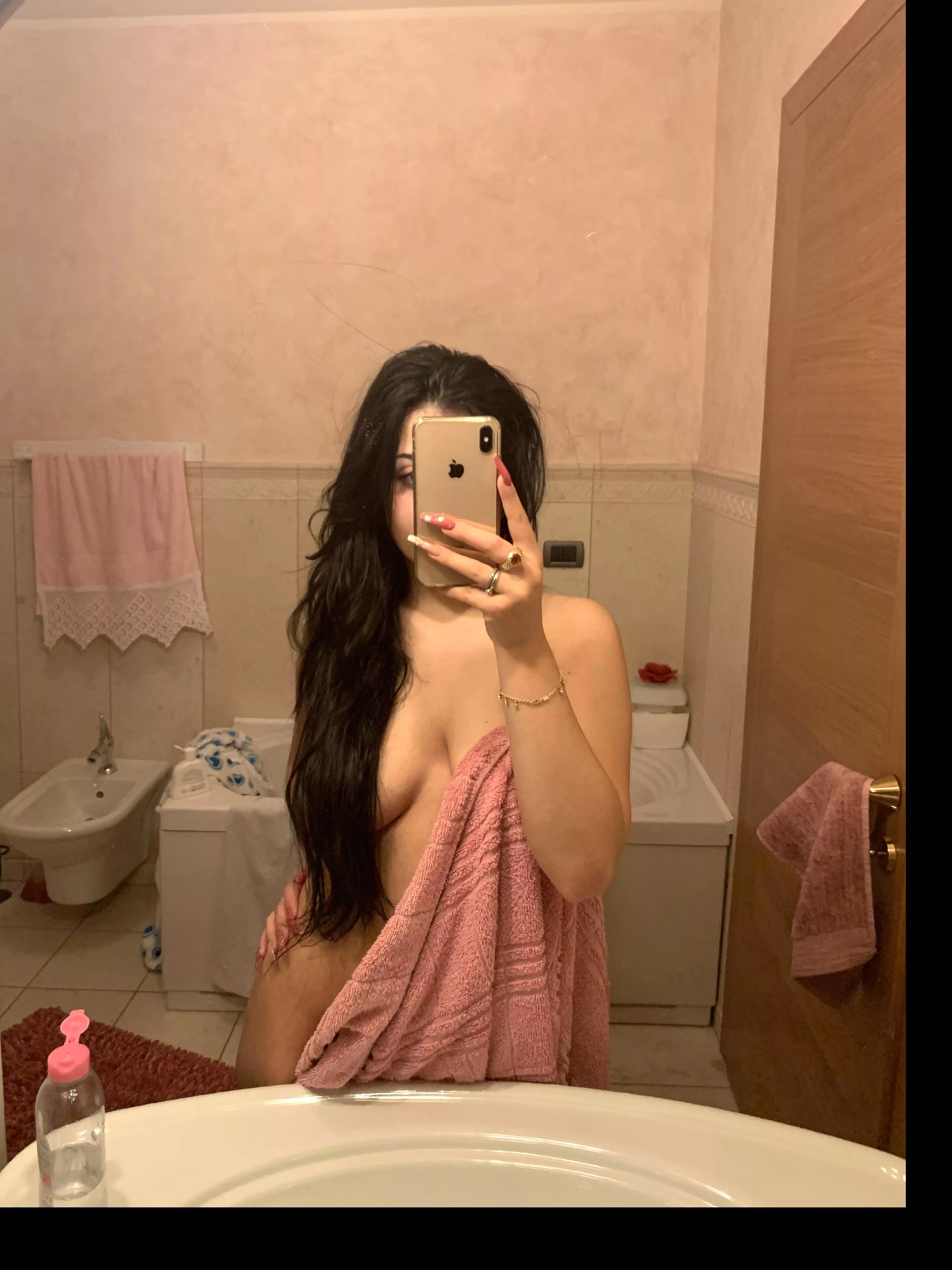 hope this selfie makes your dick hard posted by princess-pretty-face