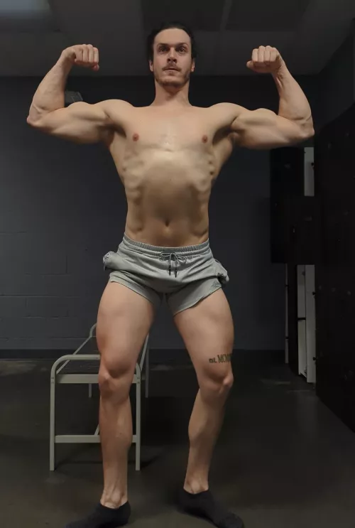 I can be your muscle dream by meaty_tarzan