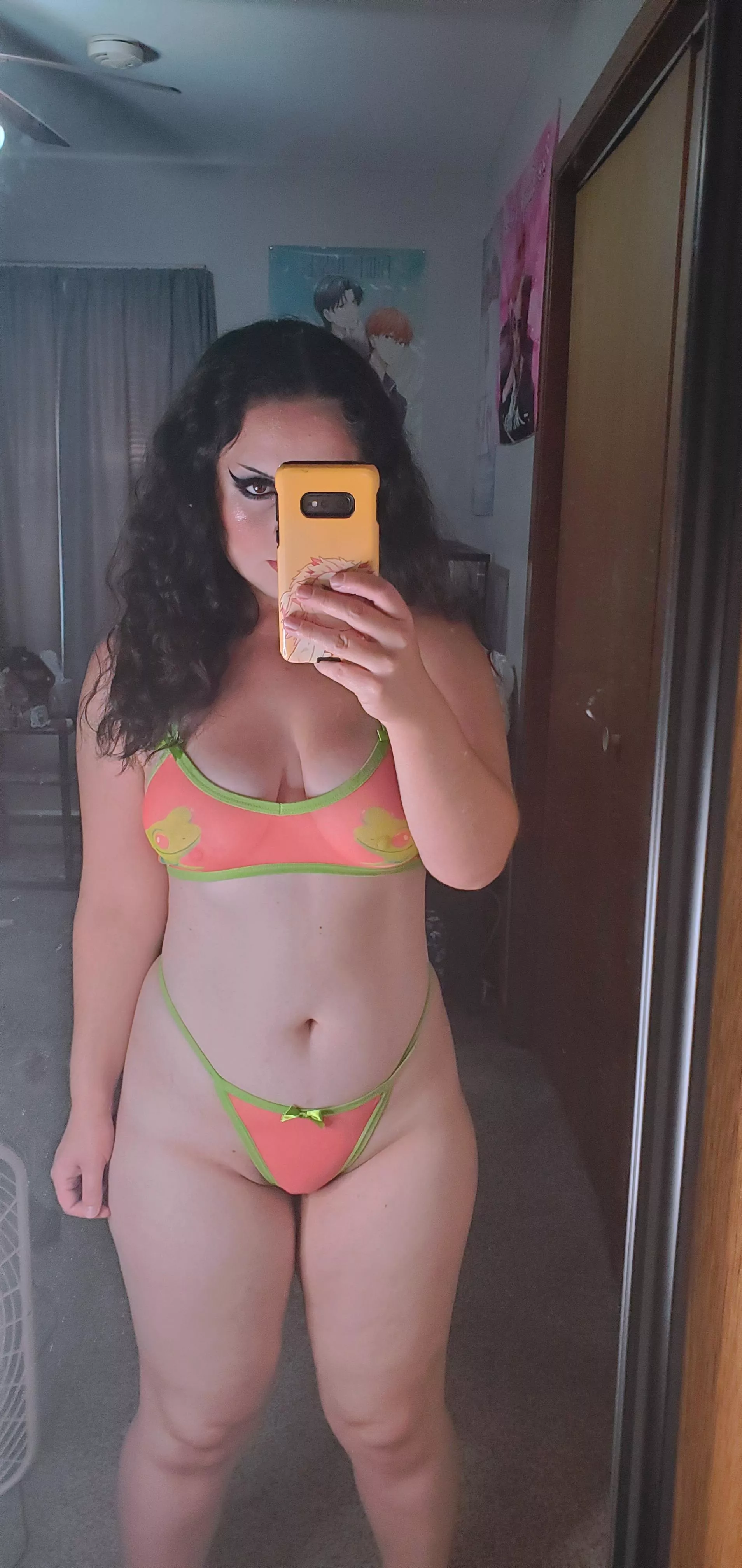 i love this lingerie set :) posted by b0nechina