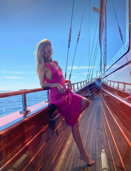 I want a summer boat trip, will you join me? by sexy_maier