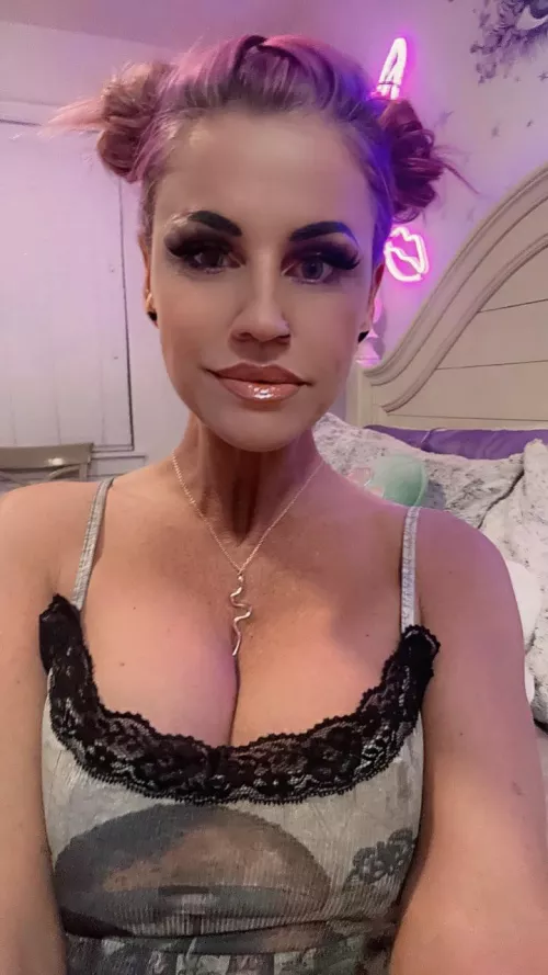 I'm 41 and half naked... yes or no by Chanel_Richard