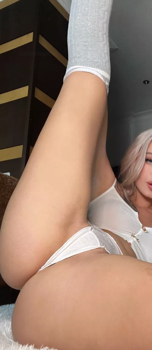 I'm your dessert🍑 by that70sshowtl