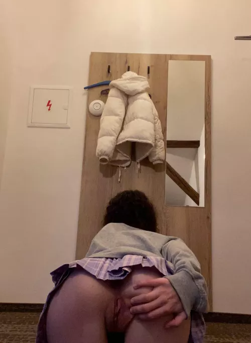 Imagine touching those soft lips with your cock by bbybackfat