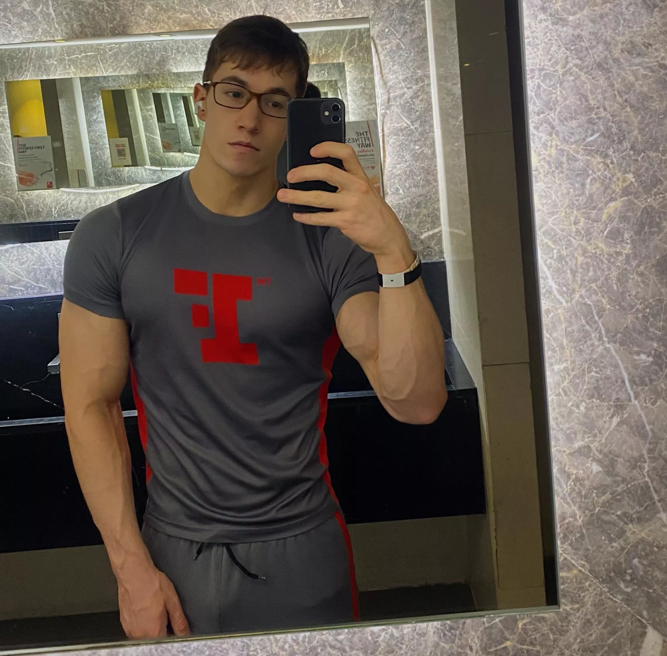 it was warmer in thailand… 🥶 posted by lehtia