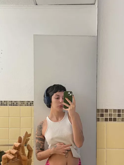 kinda cold today by hellosofi