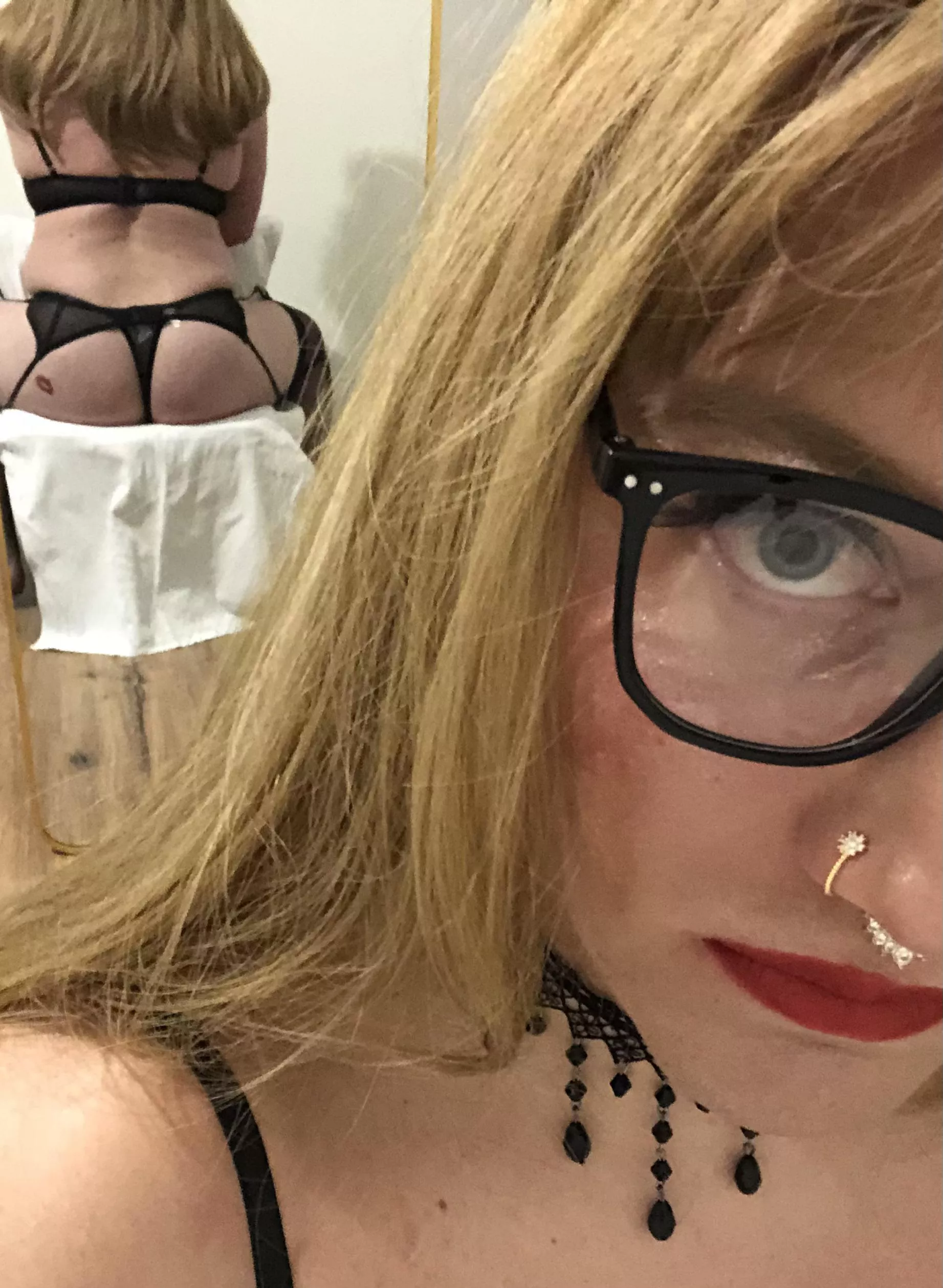 Kiss my ass💋 posted by christyyy_cutie