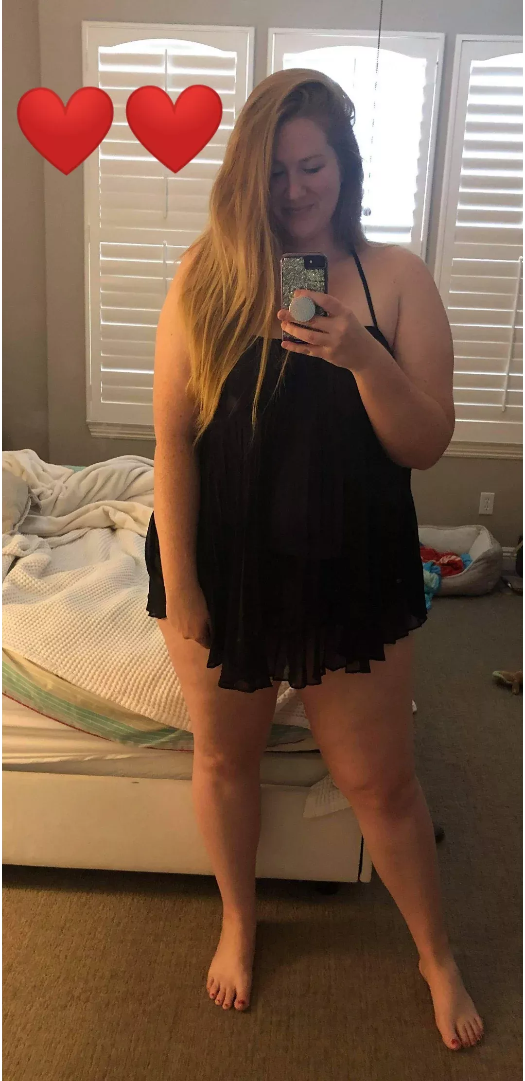 Nightgown life 😘😘🥰 posted by Status_Rock_5311