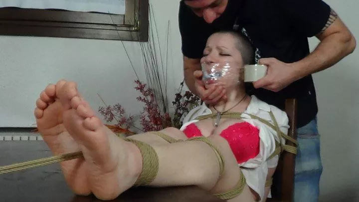 Nothing like teaching the curvy punk next door a lesson! posted by damselbait