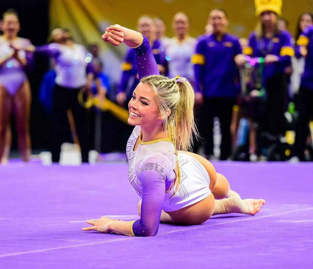 Olivia Dunne - American Gymnast posted by Captain_Midknight