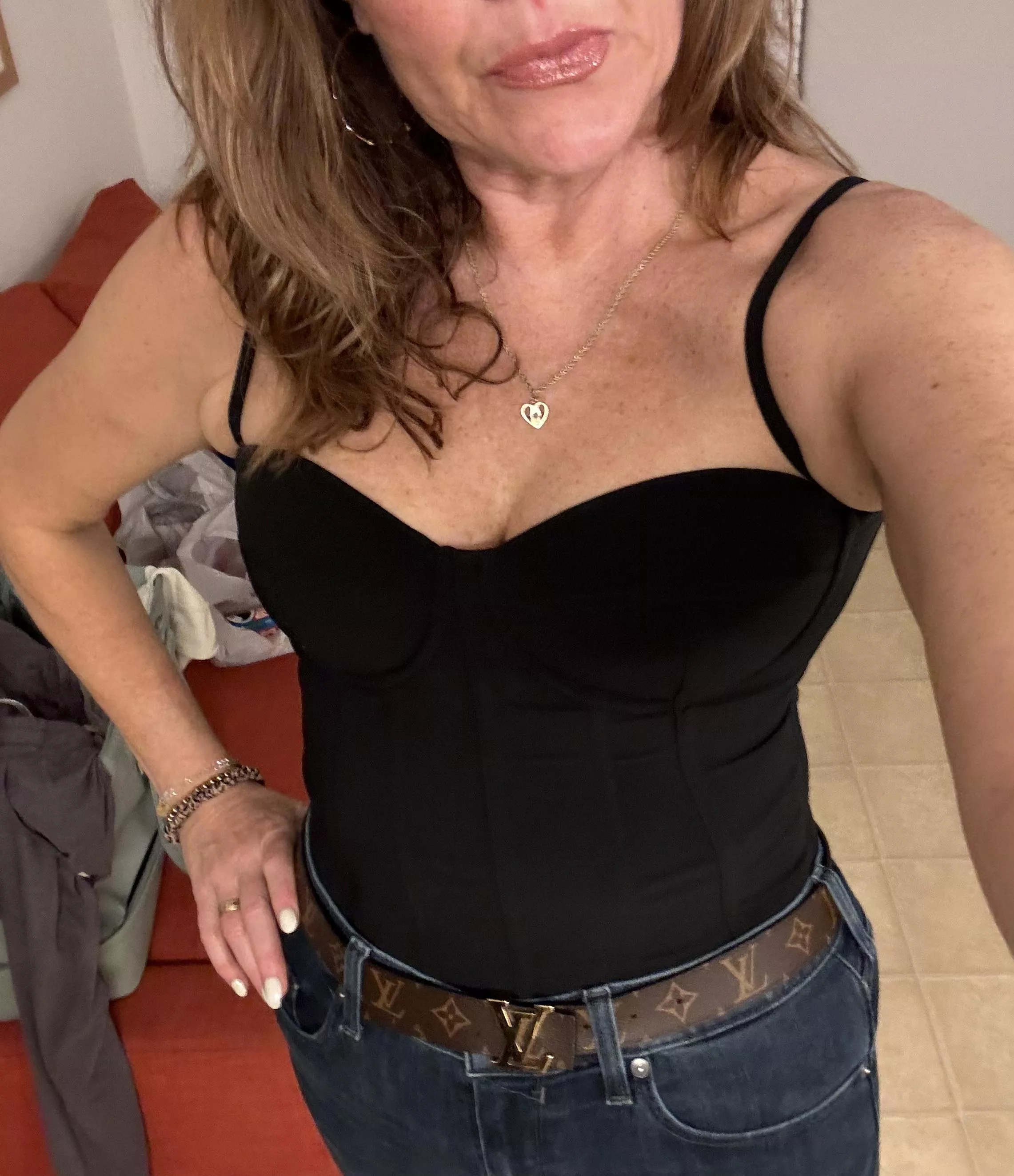 Out with my college girls tonight…they asked if daddy knows younger guys hit on me…he does. posted by nylonamateur