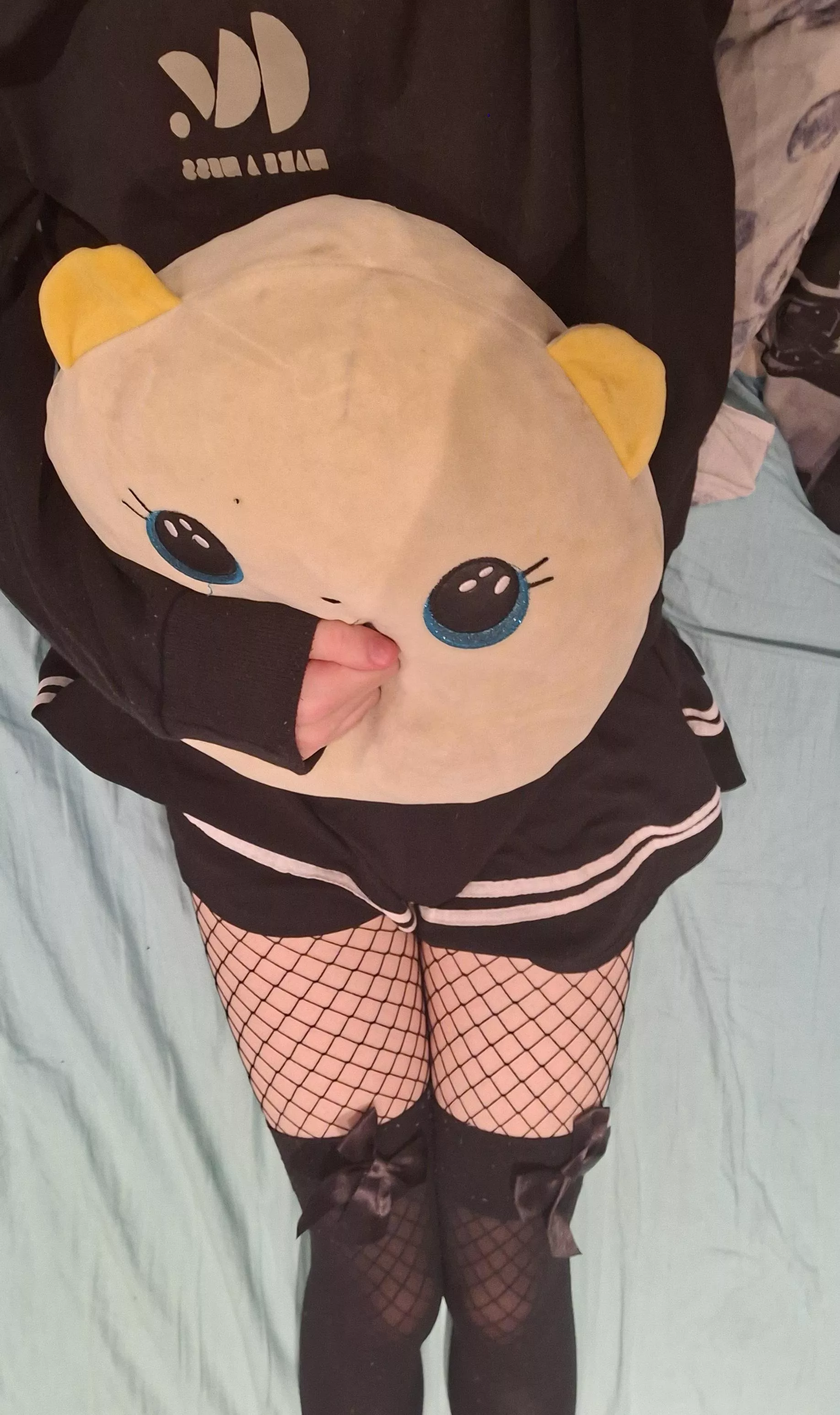 Peak cuddling outfit :3 posted by ButterflytheFemboy