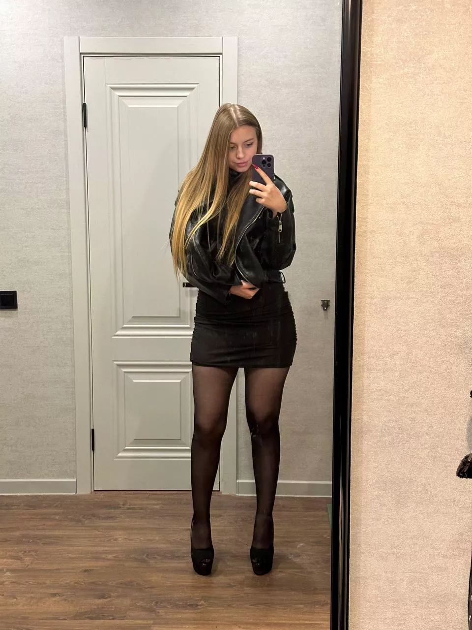 perfect for a first date, isn't it? posted by HeavyVegetate