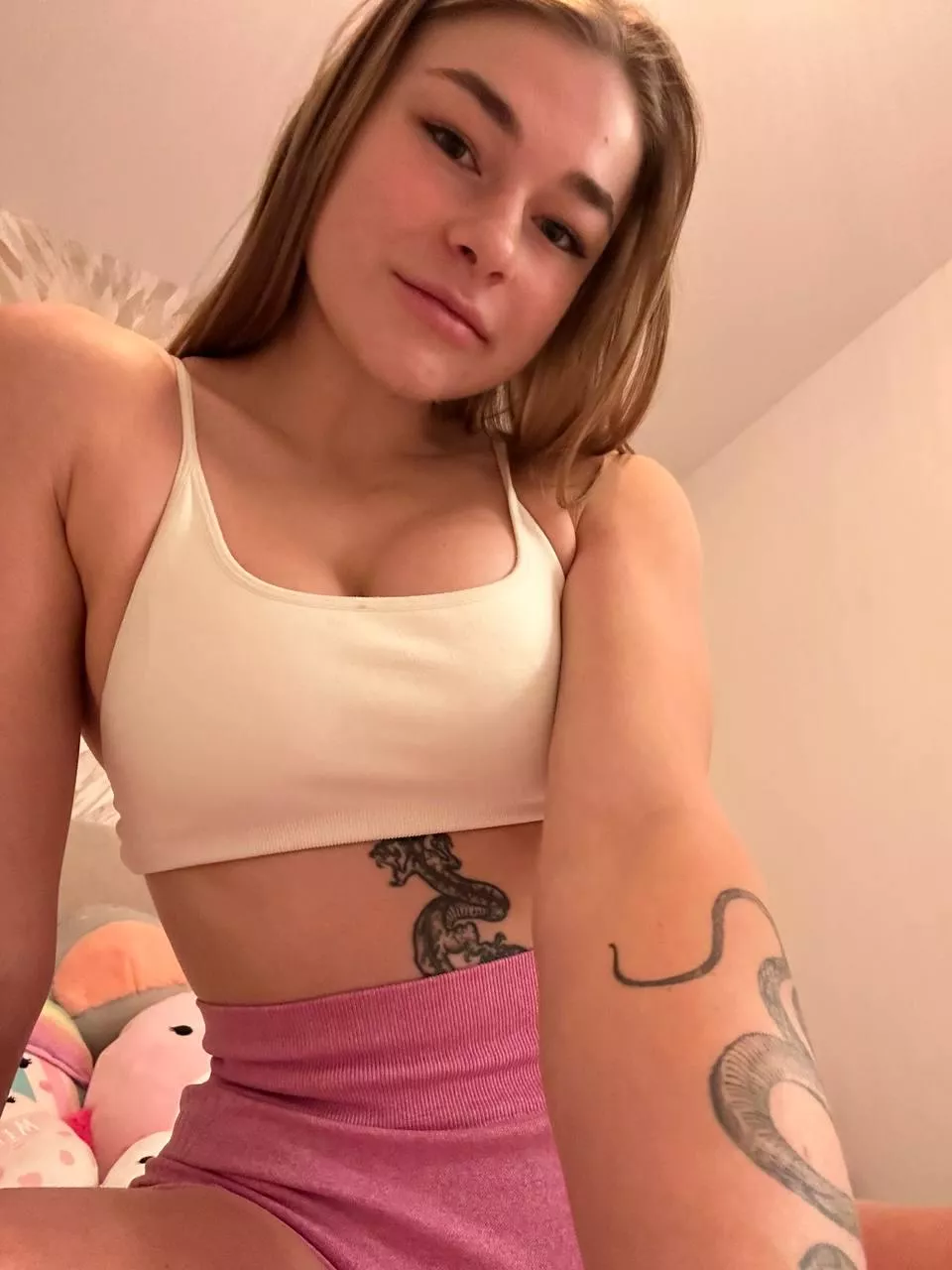 Some people say I look good in this top posted by Quillajaxn