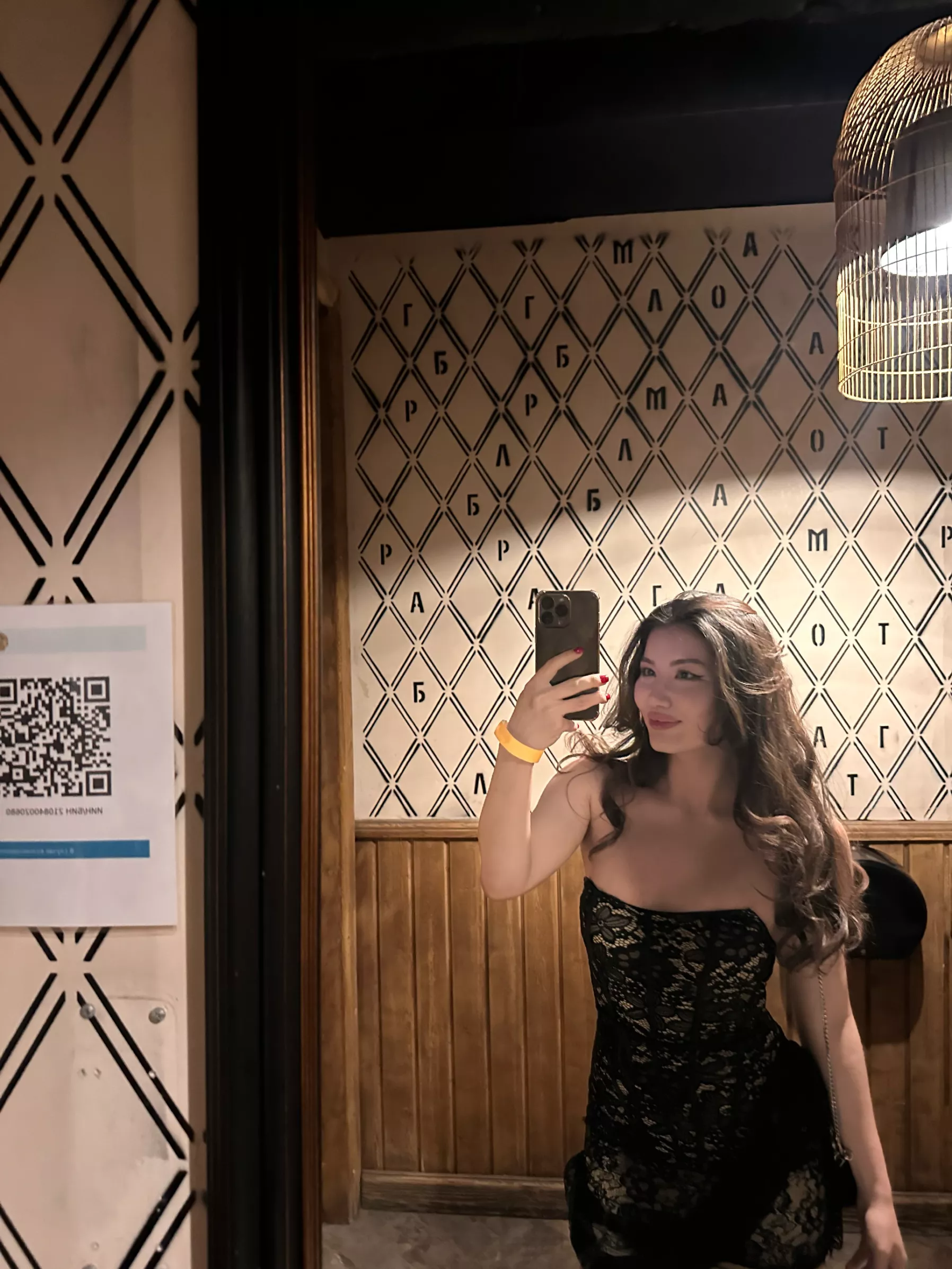 What do you think of my dress? posted by obtuseAblation