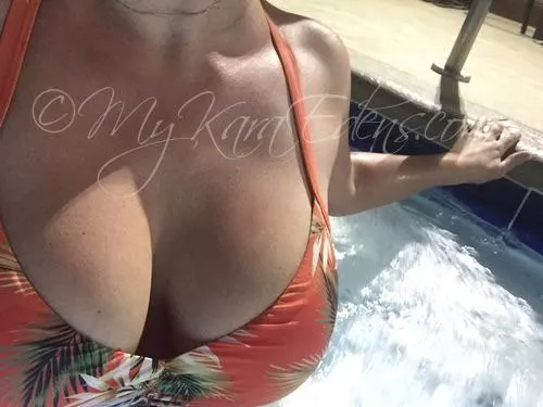 What do you think the rest looks like? posted by MyKaraEdens