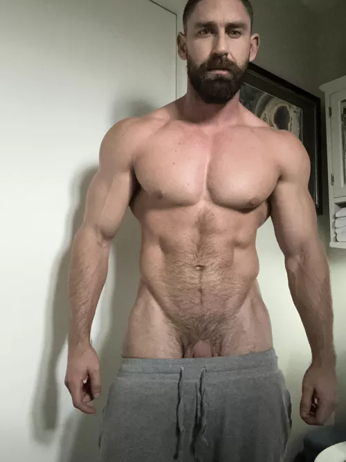 Who likes grey sweats? by onlygainzsteve