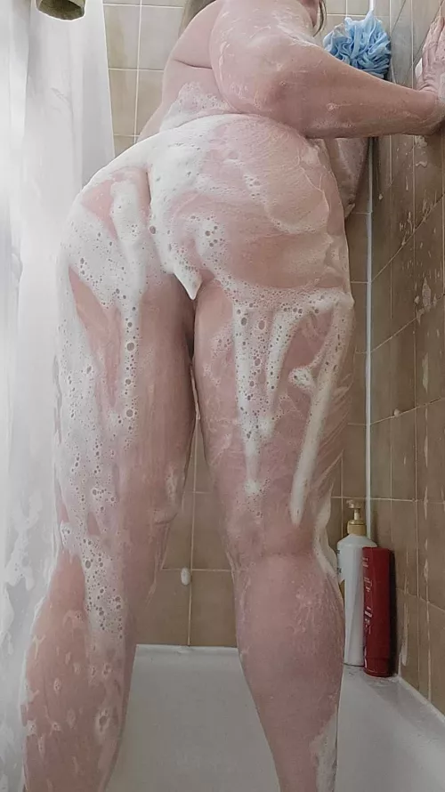 WOuld you get in and help me clean up? by rogueXcontent