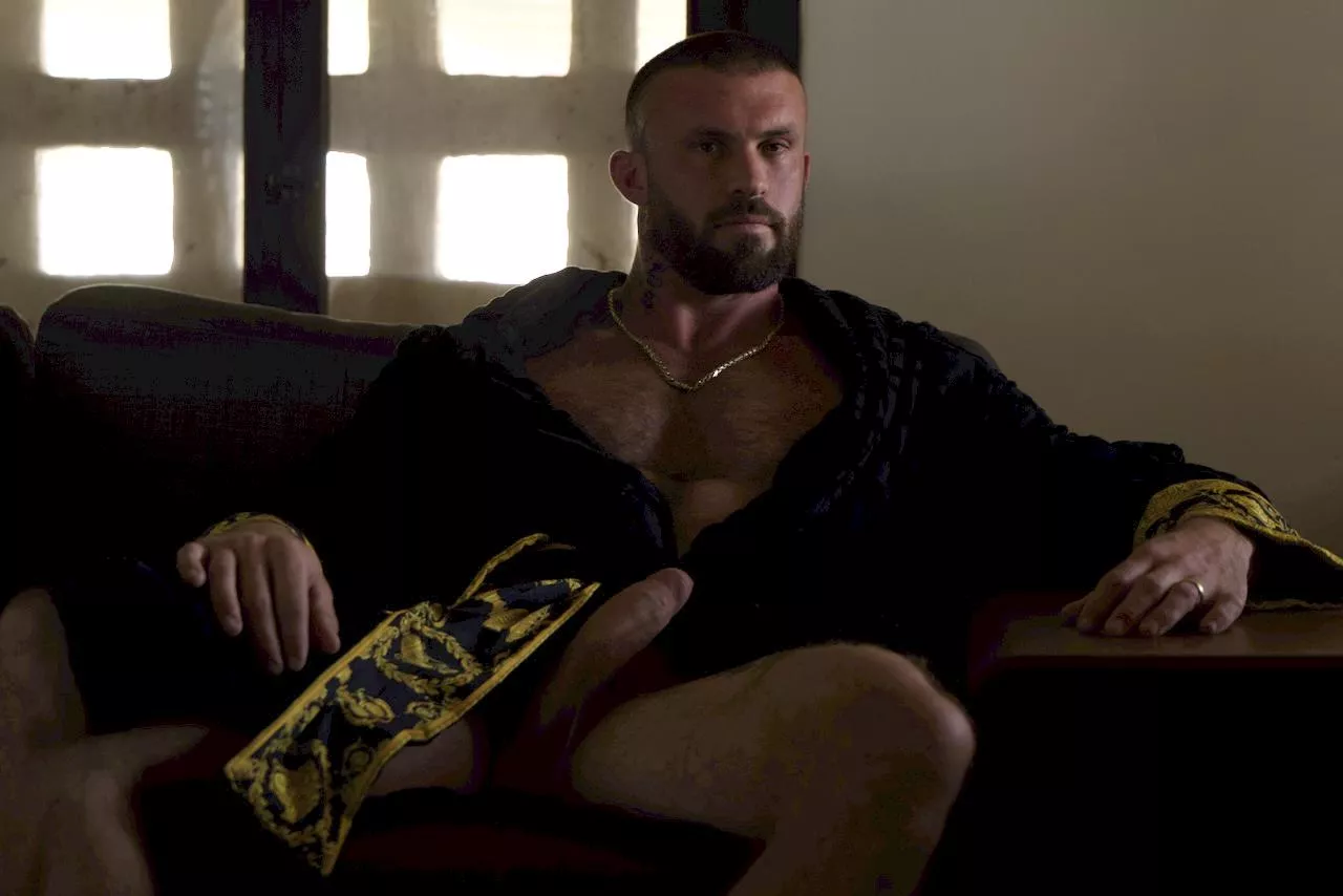 Would you like to have a seat? posted by BlaringAirtime