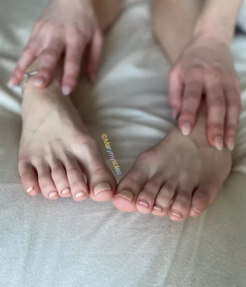 Would you like to wake up to these? by Marymysoles