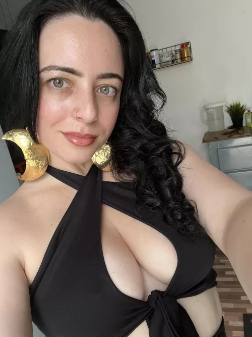 Would you stare at my cleavage if I was wearing this? by luisathorne