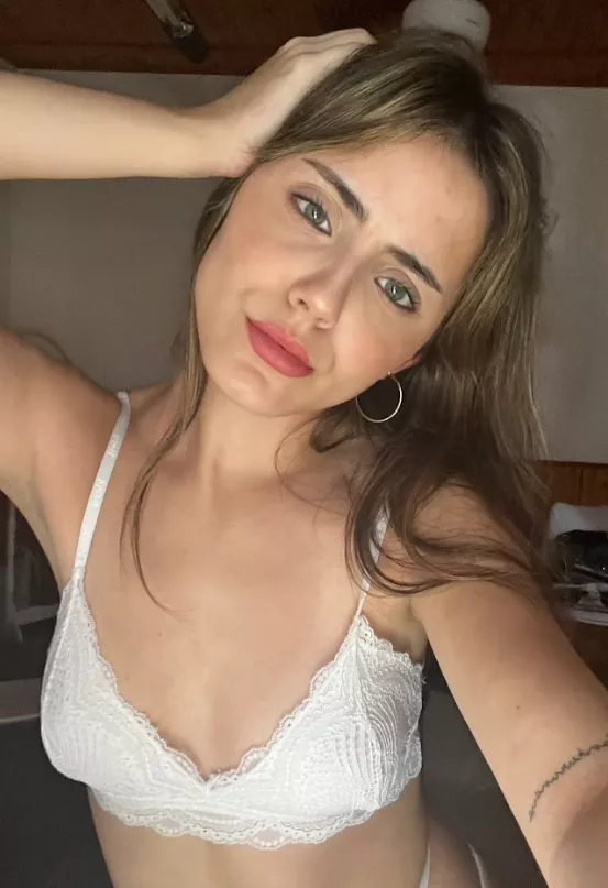 You fave cam girl is here posted by gsoxman