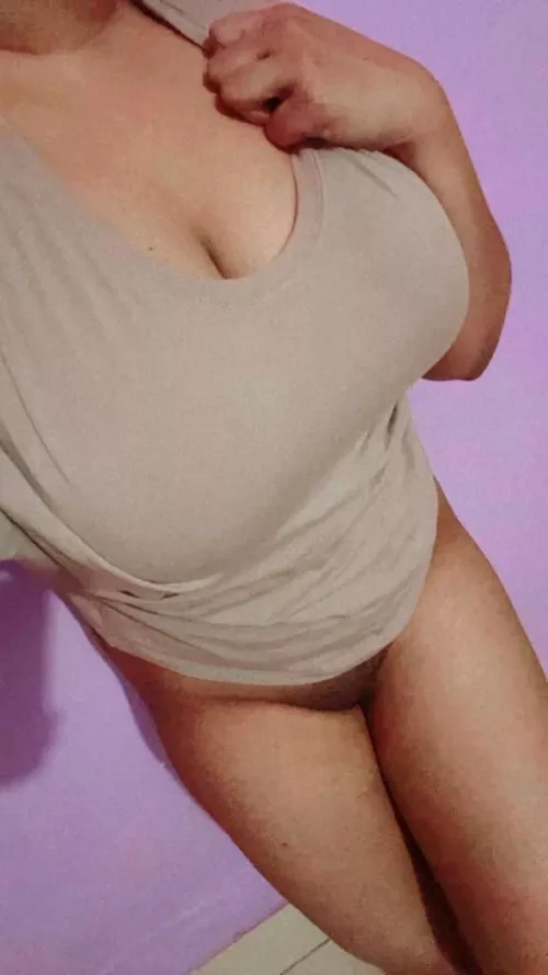 Your dirty slut posting after a long time, how you doing horny pops? 💋 [f] by Your_dreamgirl69