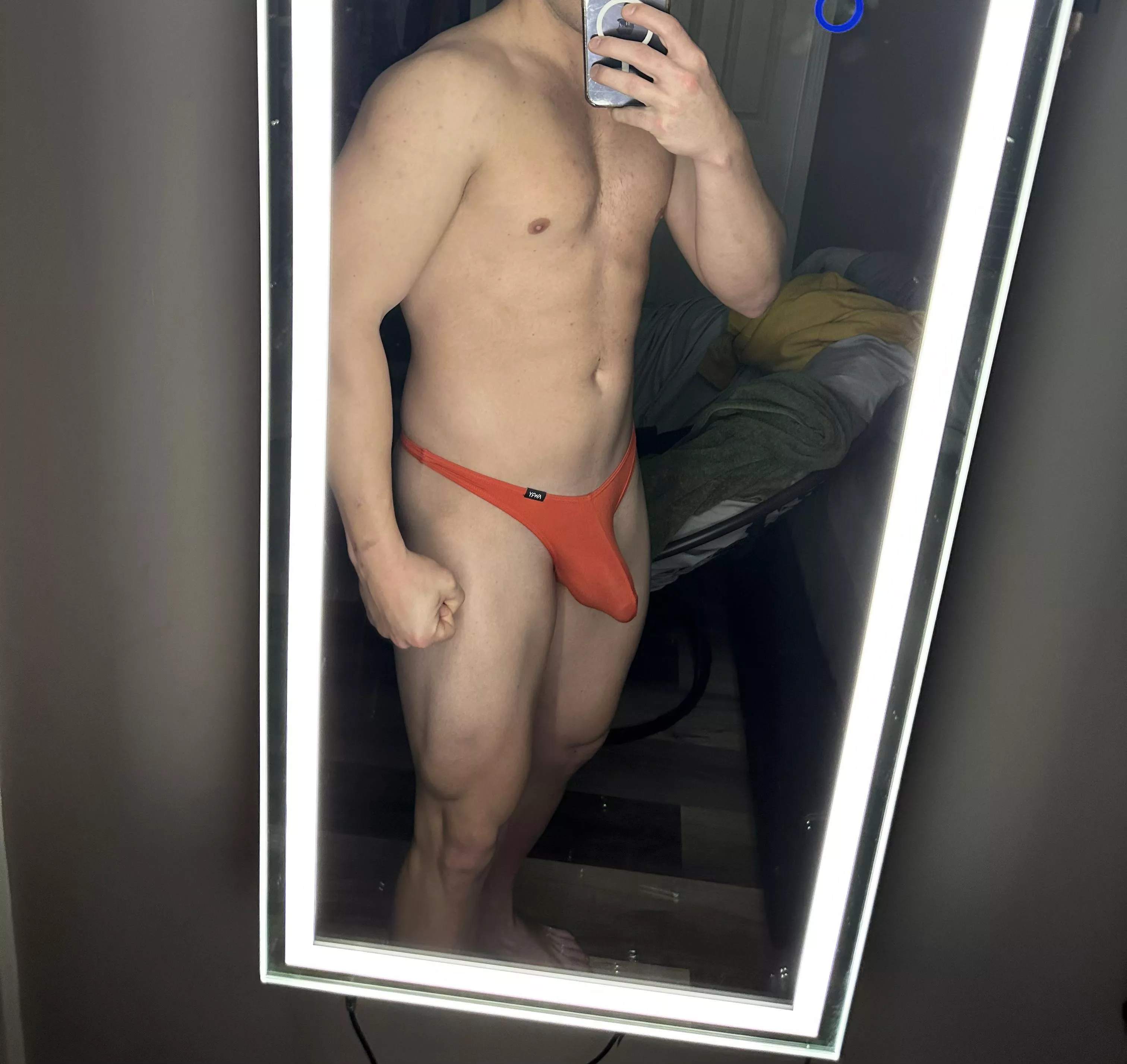 100 followers!! Im gonna do something special! posted by yungsnowl3opard