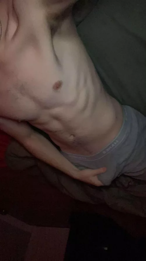 24 Looking for my age or younger to compare and see who’s bigger. Show face and be cocky snap: ryanyork70 by Solid_Score7