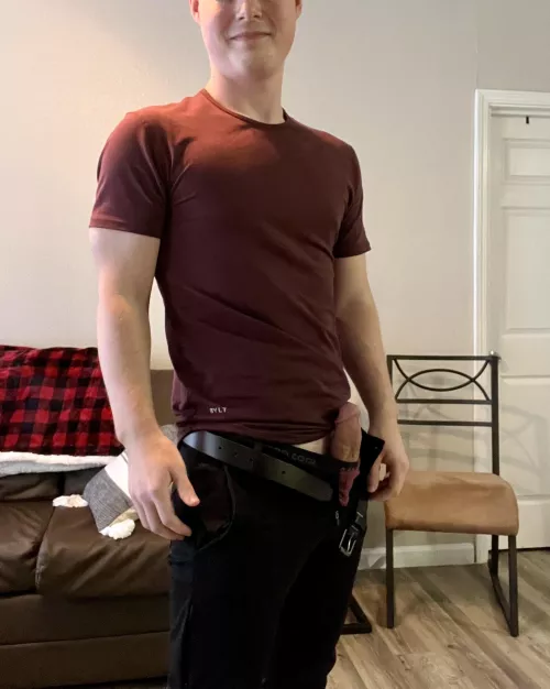 24 Texas, showing off my thick college cock. Pms open by nomark1849