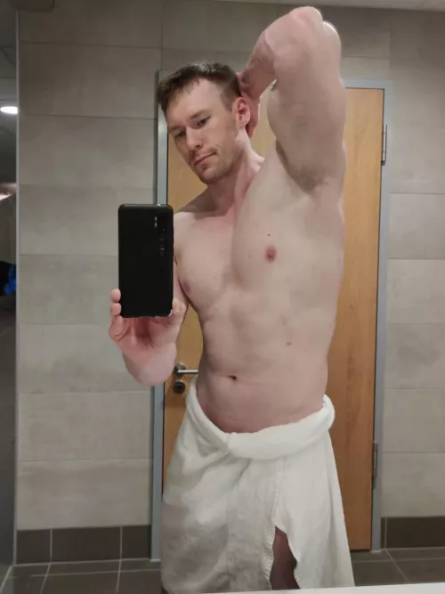 [27] Dry me off. by GODJADEN