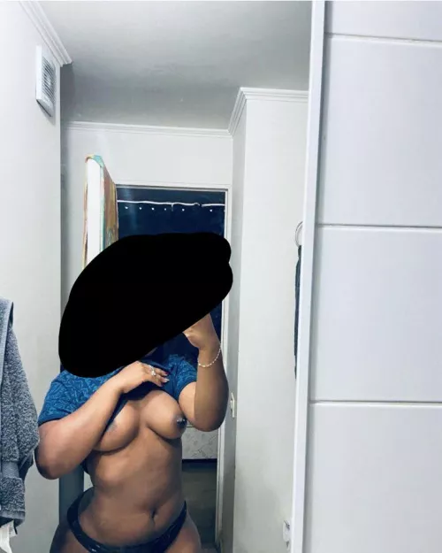 29 F, Looking to have some fun 😜🙈 by MissRoxy00