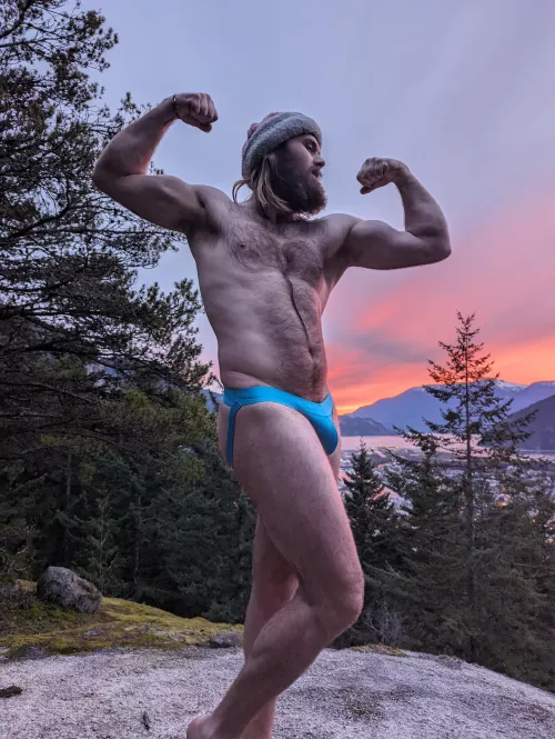 Are you watching the sunset of my bulge? by microman715