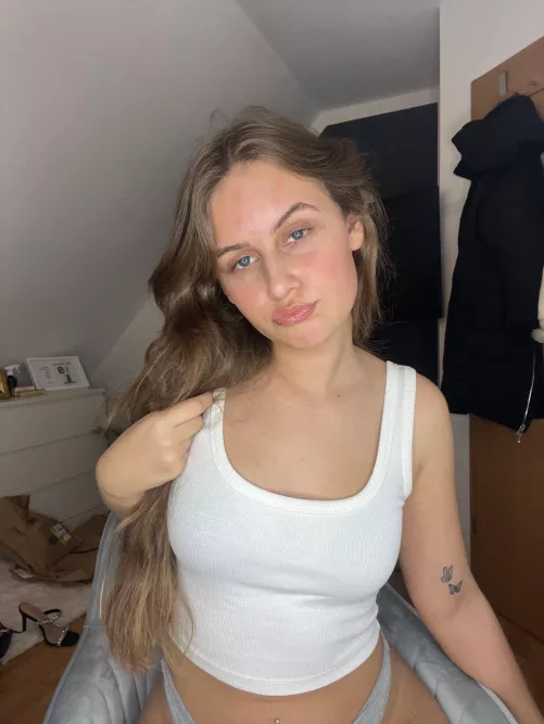 Classy and beautiful :) by upwindPride75