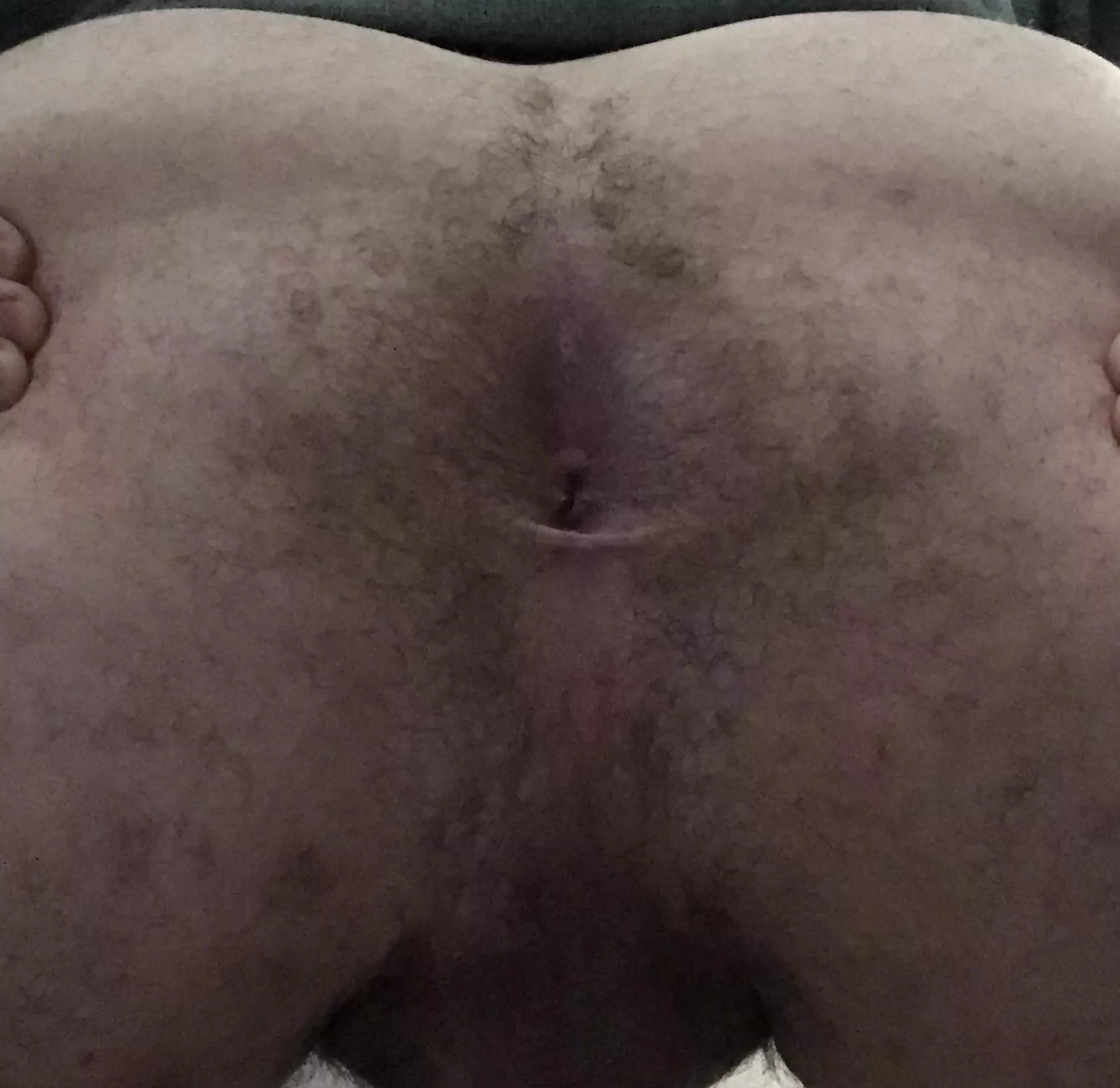 Closeup from behind. Chat me! posted by zim_321