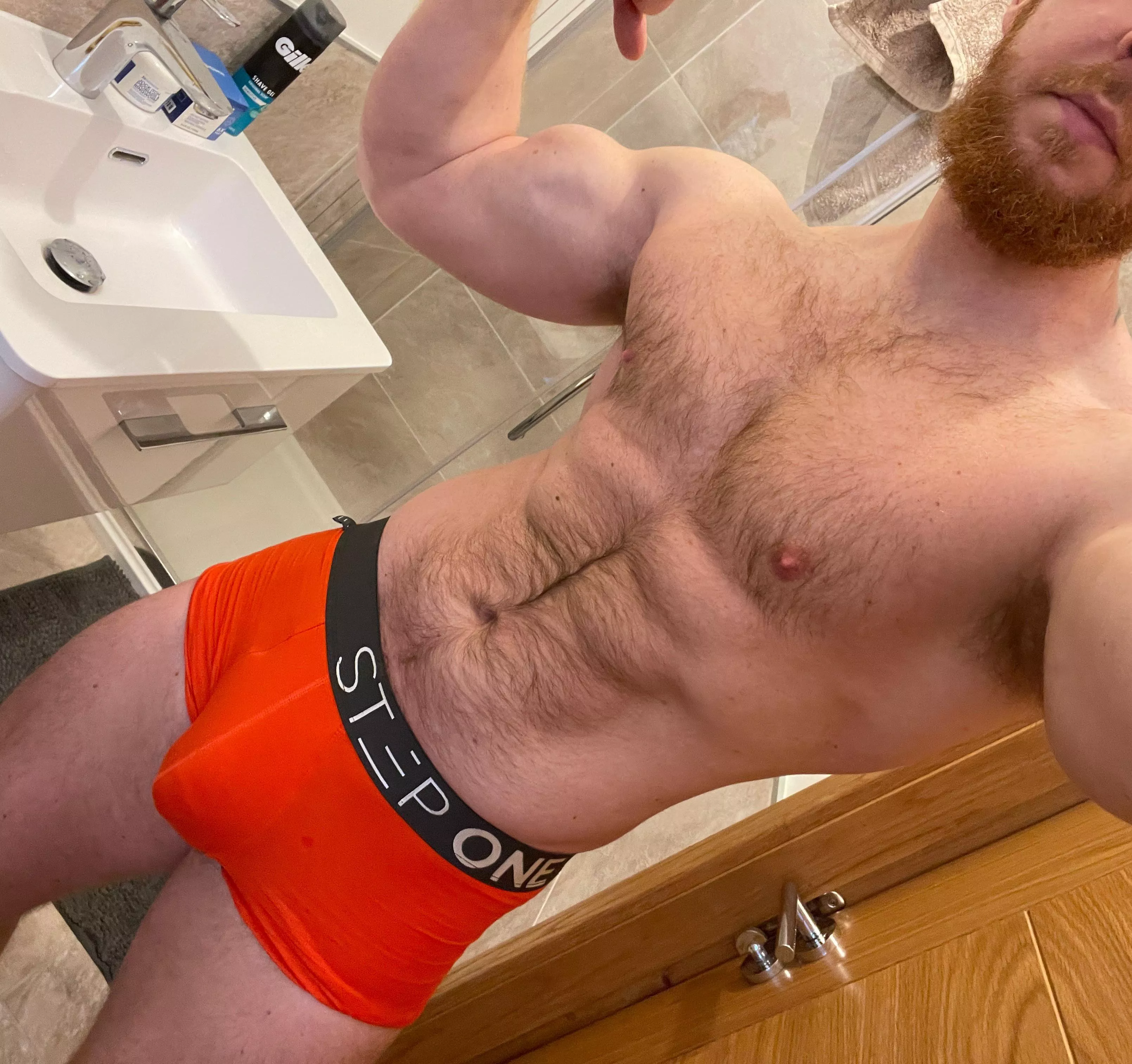 Do you like a hairy Nordic ginger Daddy? posted by Bearded_alpha1