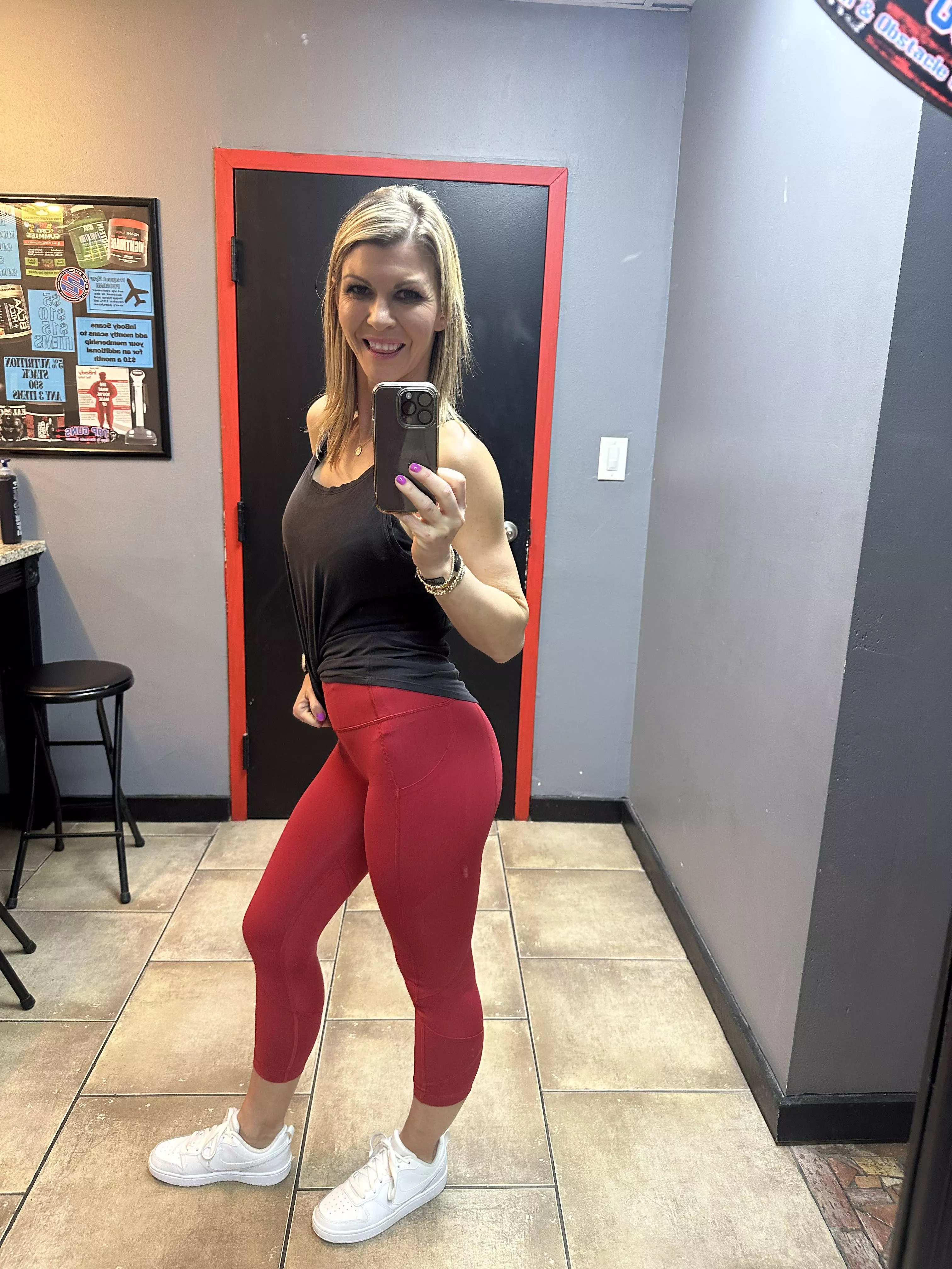 Do you love seeing a hot mom at the gym? posted by fitnesswife1983