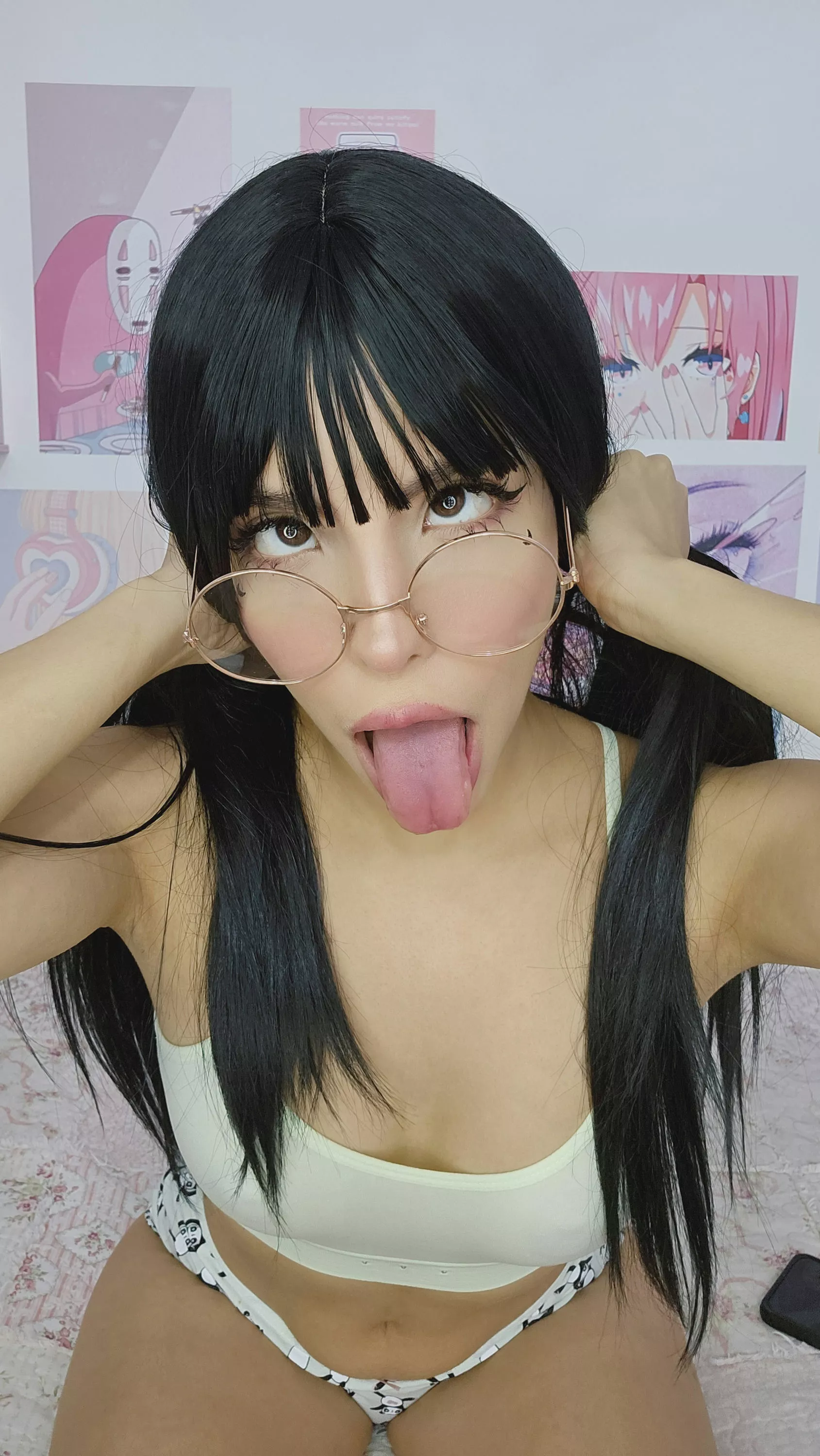 down to get frisky with this 18yo anime-loving cutie? posted by NarrowAbsence