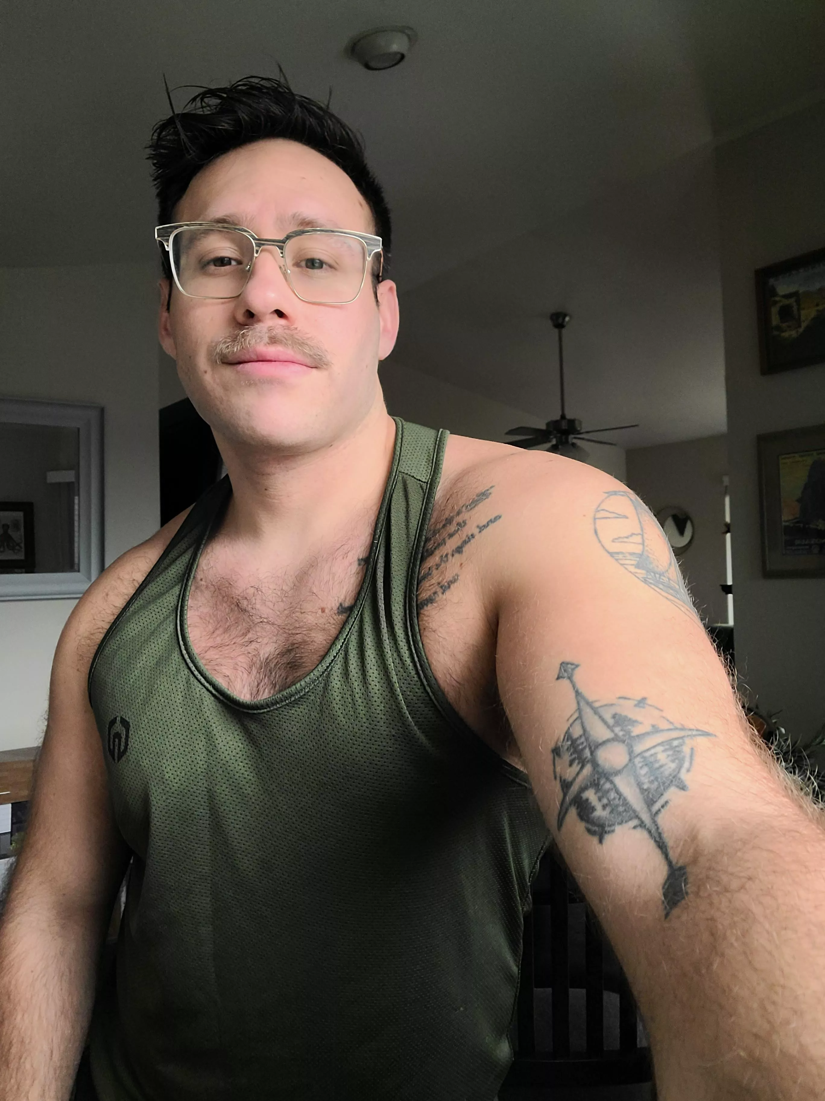 Feeling sleepy on this Tuesday, hope y'all are having a solid day ✨️ posted by espresso_patronum08