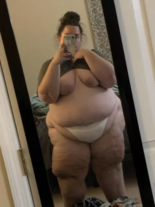 Fuck I’m gorgeous 😘😜😈 by SweetSouthernPeach30