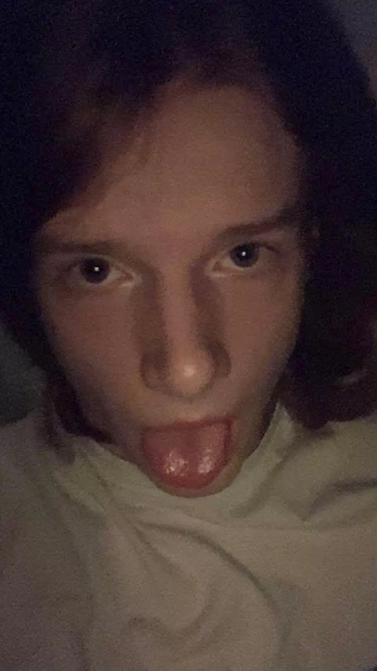 Fuck my face posted by CockHungryRedhead